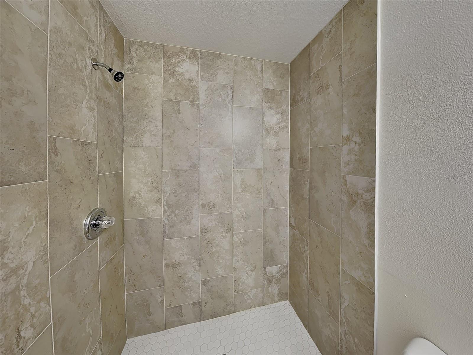 Image 9 of 15 For 374 Willow Song Court