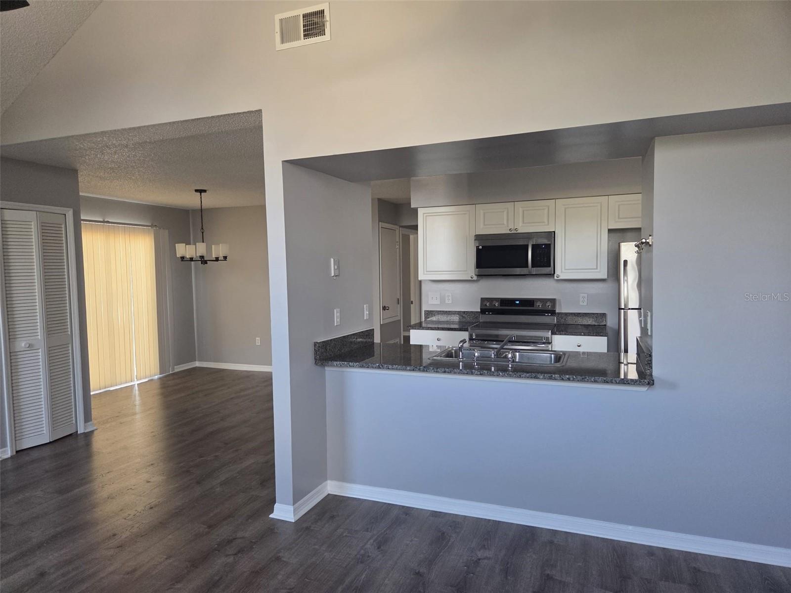 Image 3 of 17 For 3226 Fox Squirrel Drive
