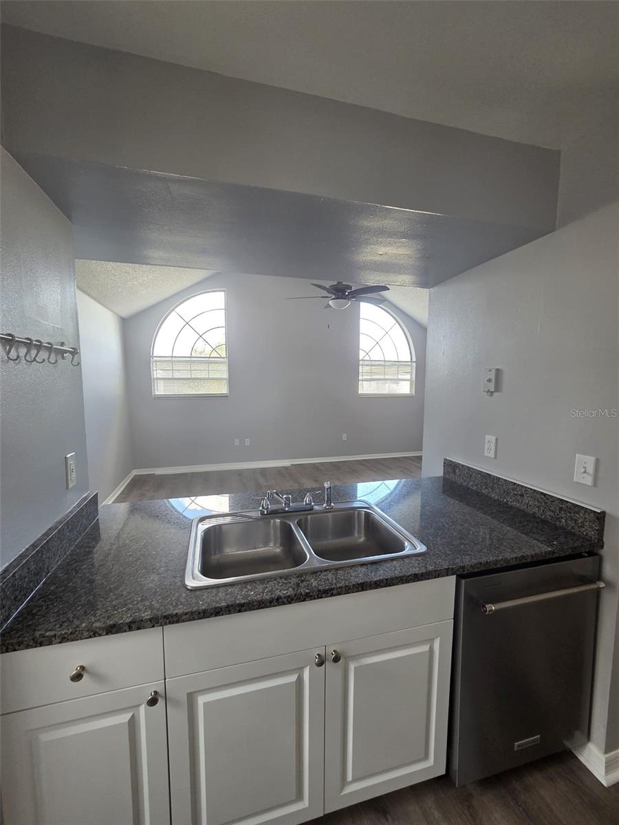 Image 8 of 17 For 3226 Fox Squirrel Drive
