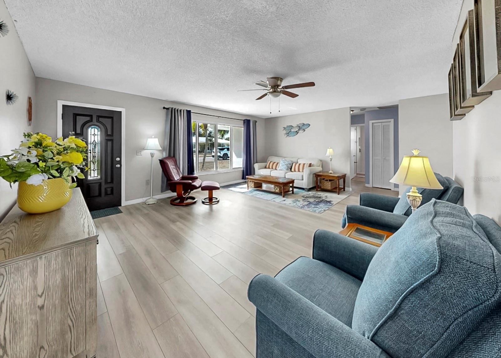 Image 24 of 60 For 4005 Palm Court