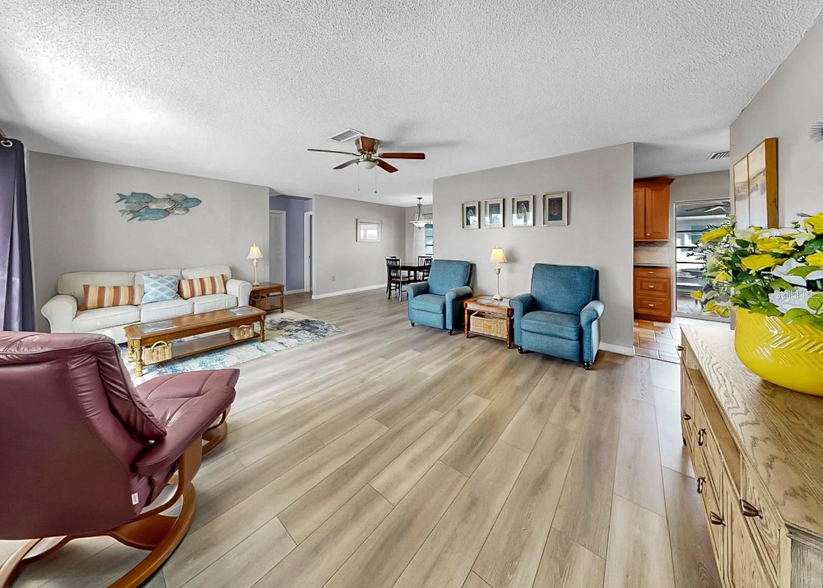 Image 25 of 60 For 4005 Palm Court