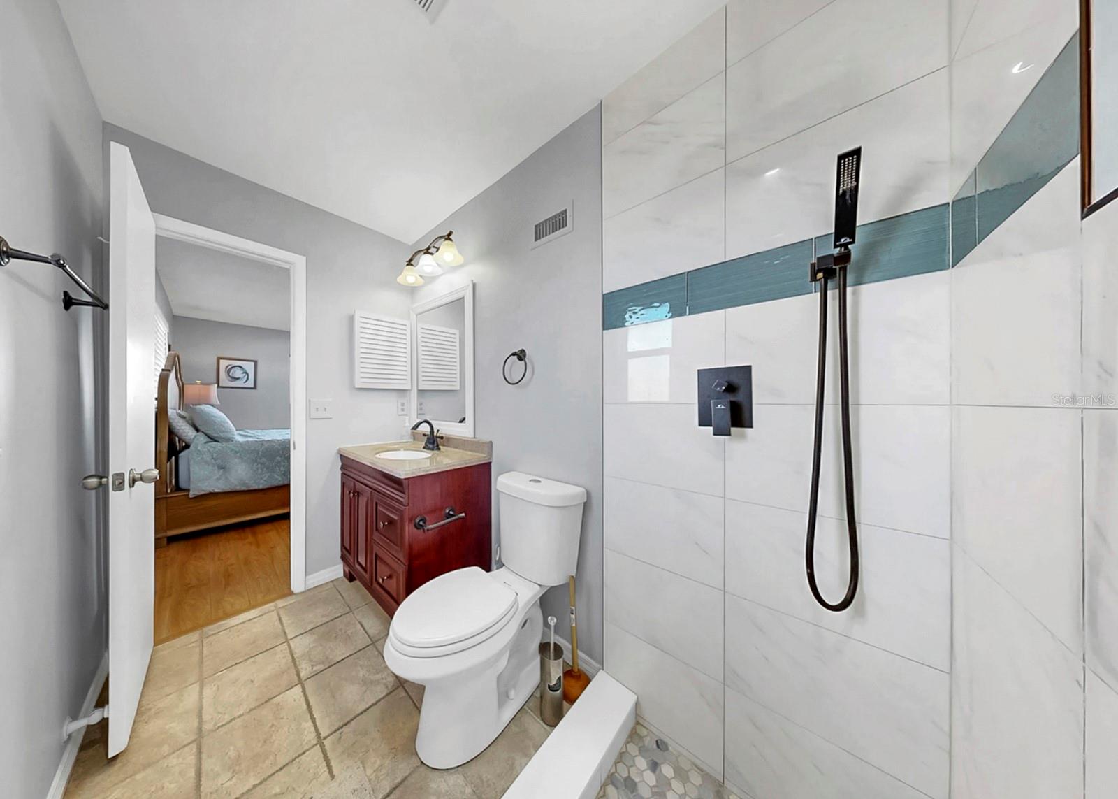 Image 38 of 60 For 4005 Palm Court