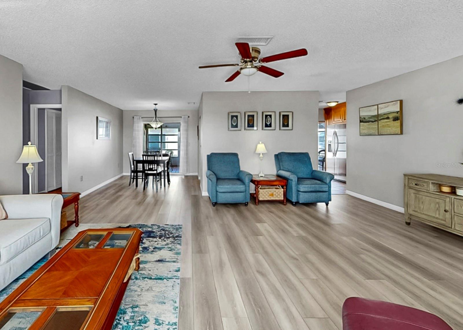 Image 7 of 60 For 4005 Palm Court