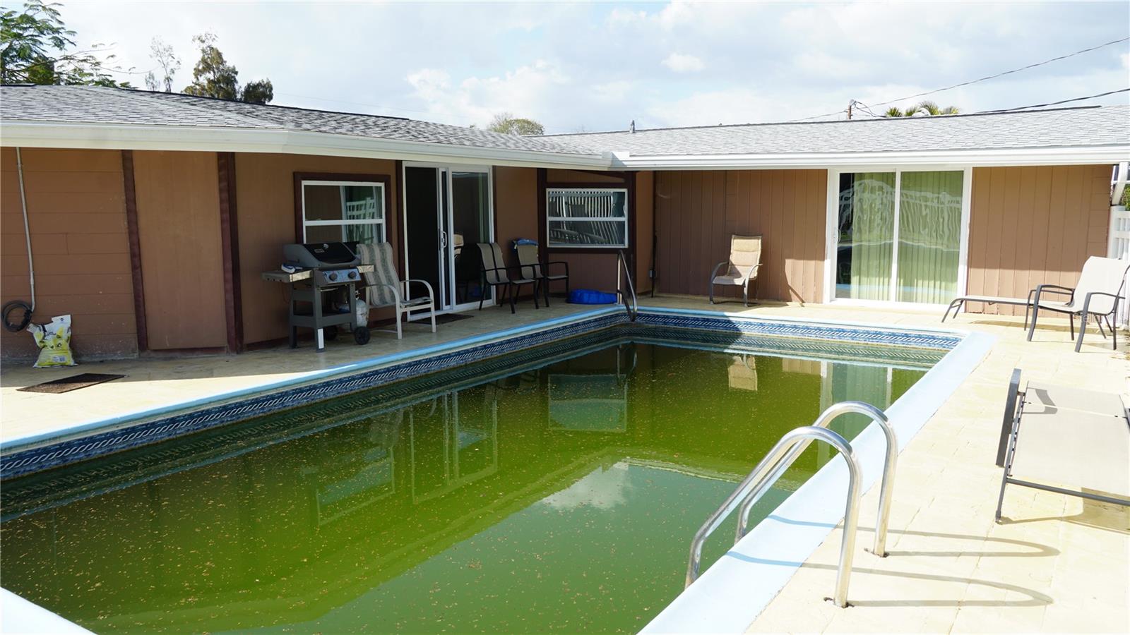 Image 21 of 26 For 3596 Harbor Boulevard