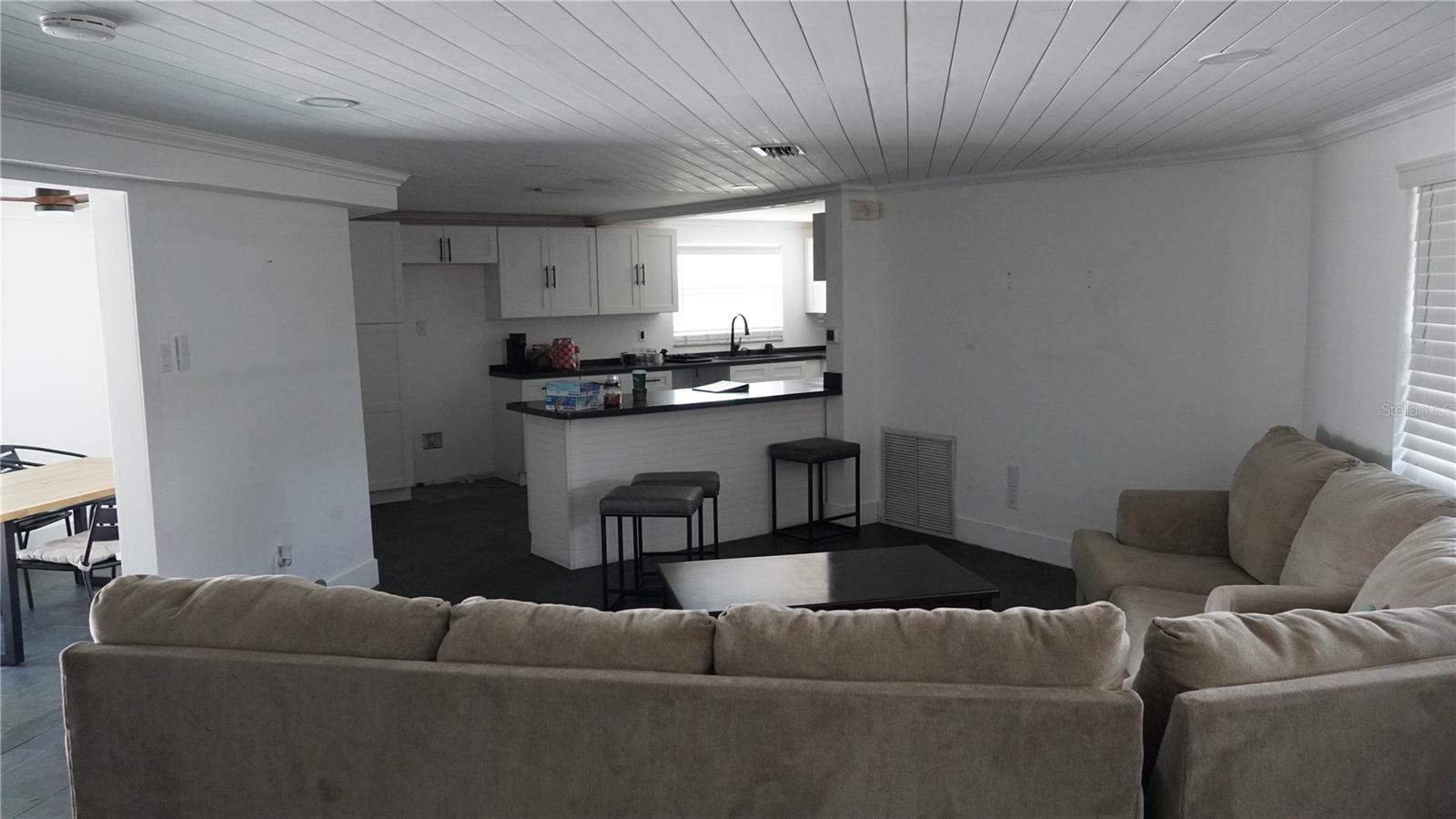 Image 3 of 26 For 3596 Harbor Boulevard