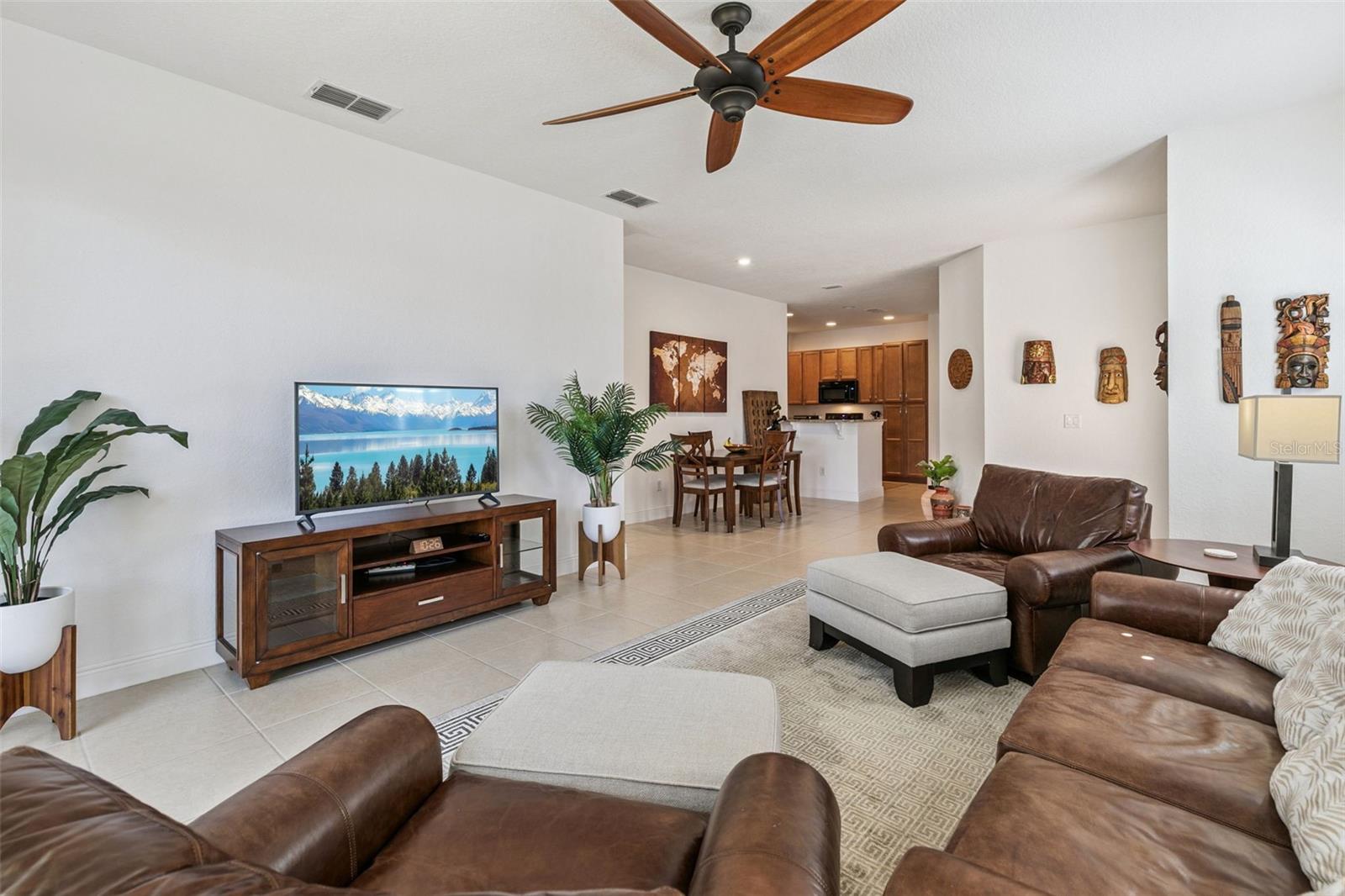 Image 13 of 51 For 10341 Belfry Circle