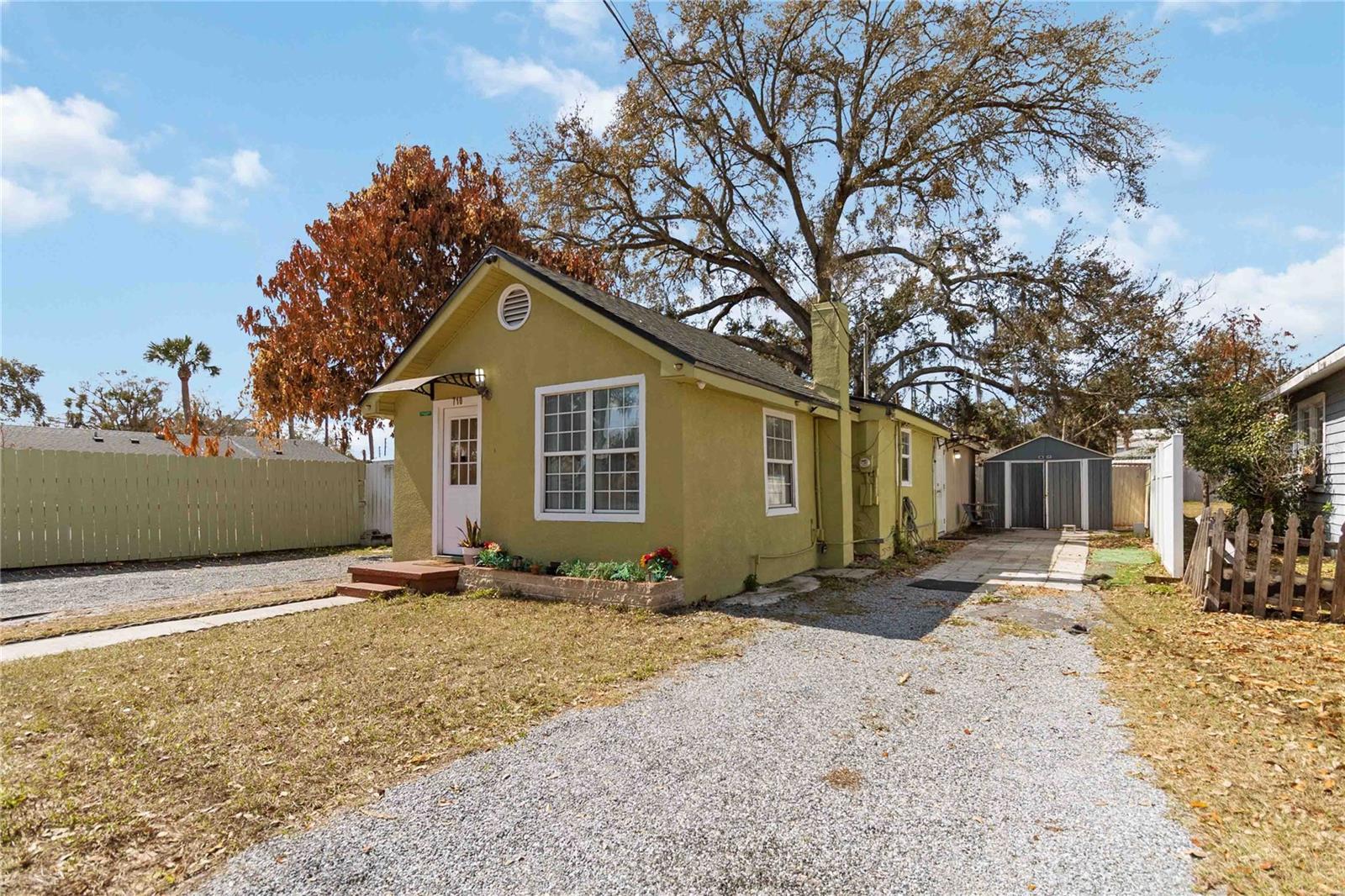 Image 2 of 29 For 710 Bay Street