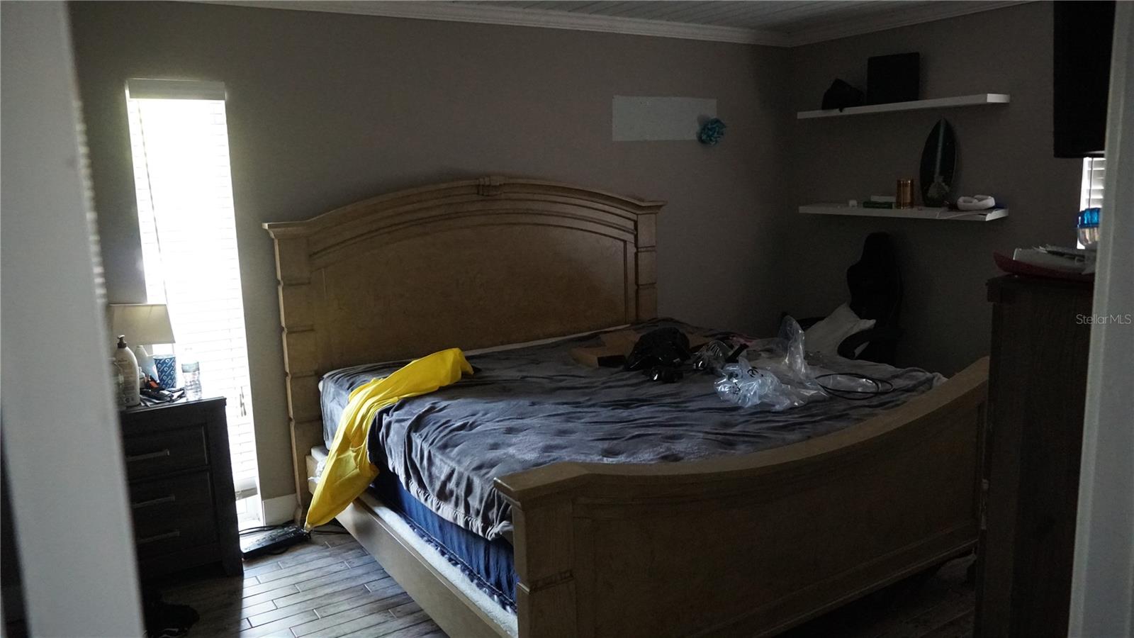 Image 17 of 23 For 286 Fields Terrace Se