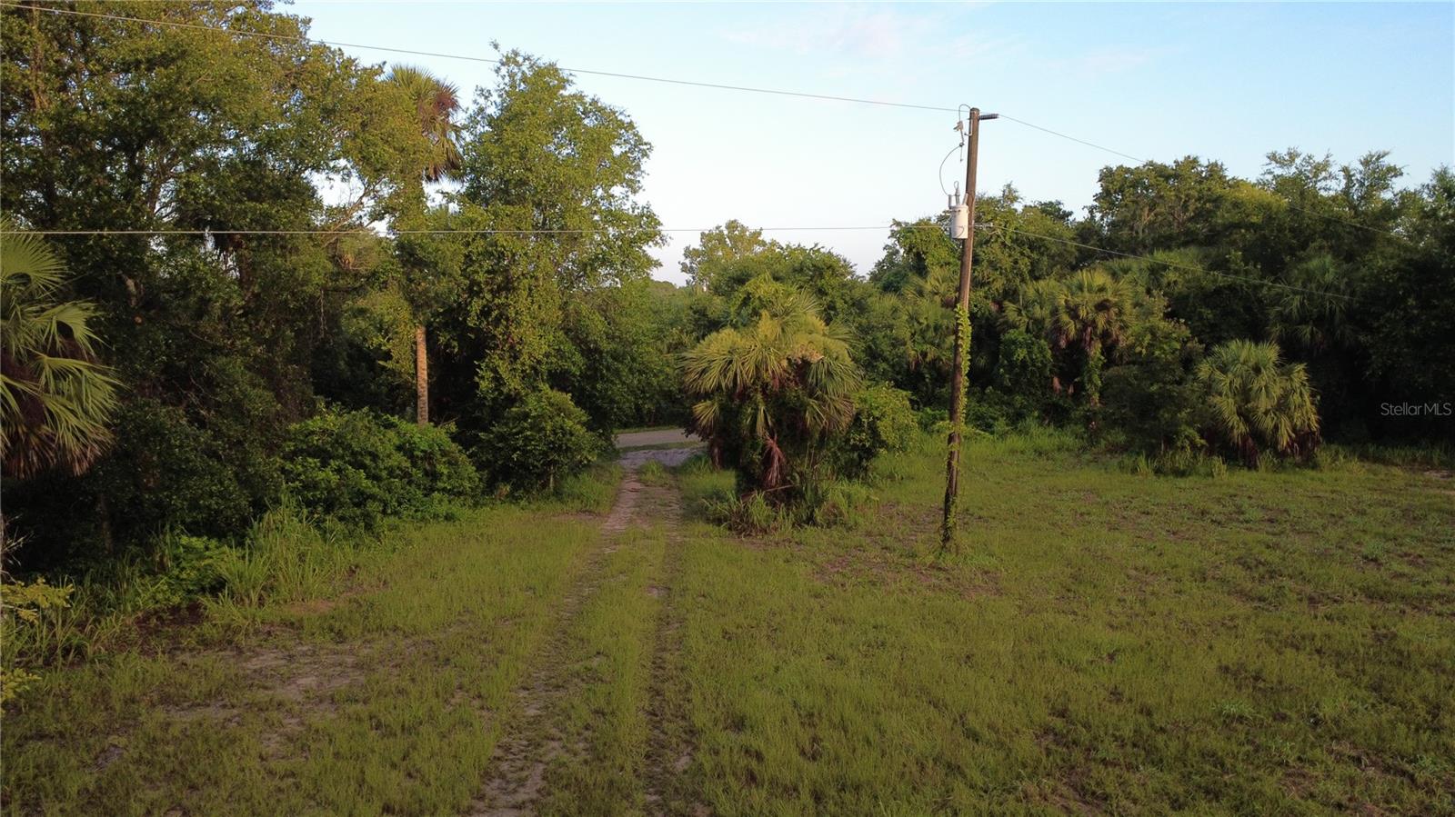 Image 9 of 12 For 327 Beaverbrook Lane