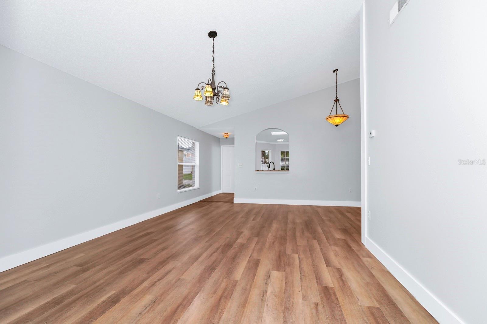 Image 6 of 36 For 4314 Bay Vista Drive