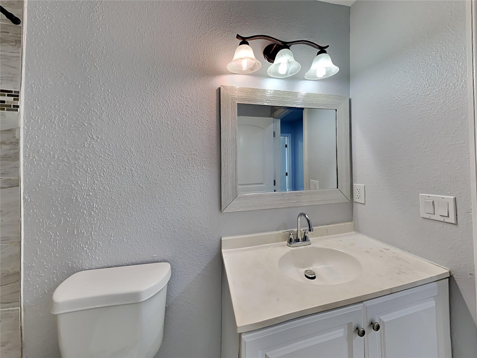 Image 19 of 22 For 3979 Versailles Drive 3979f