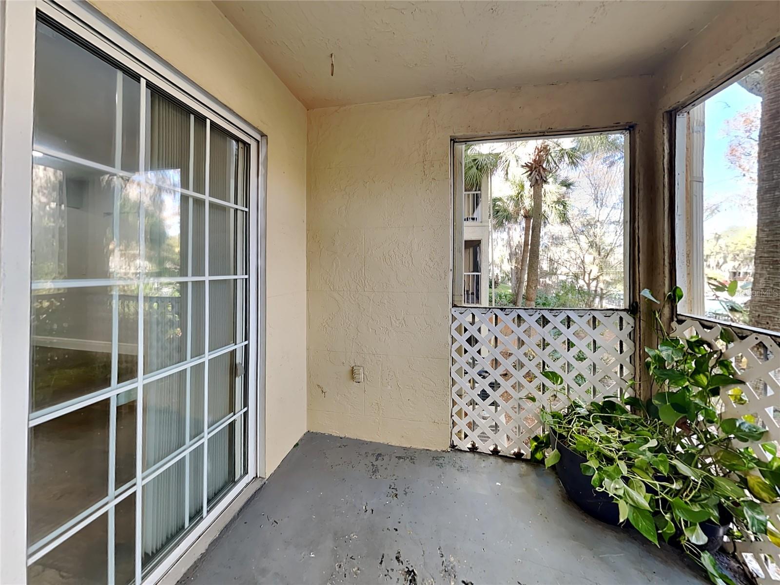 Image 20 of 22 For 3979 Versailles Drive 3979f