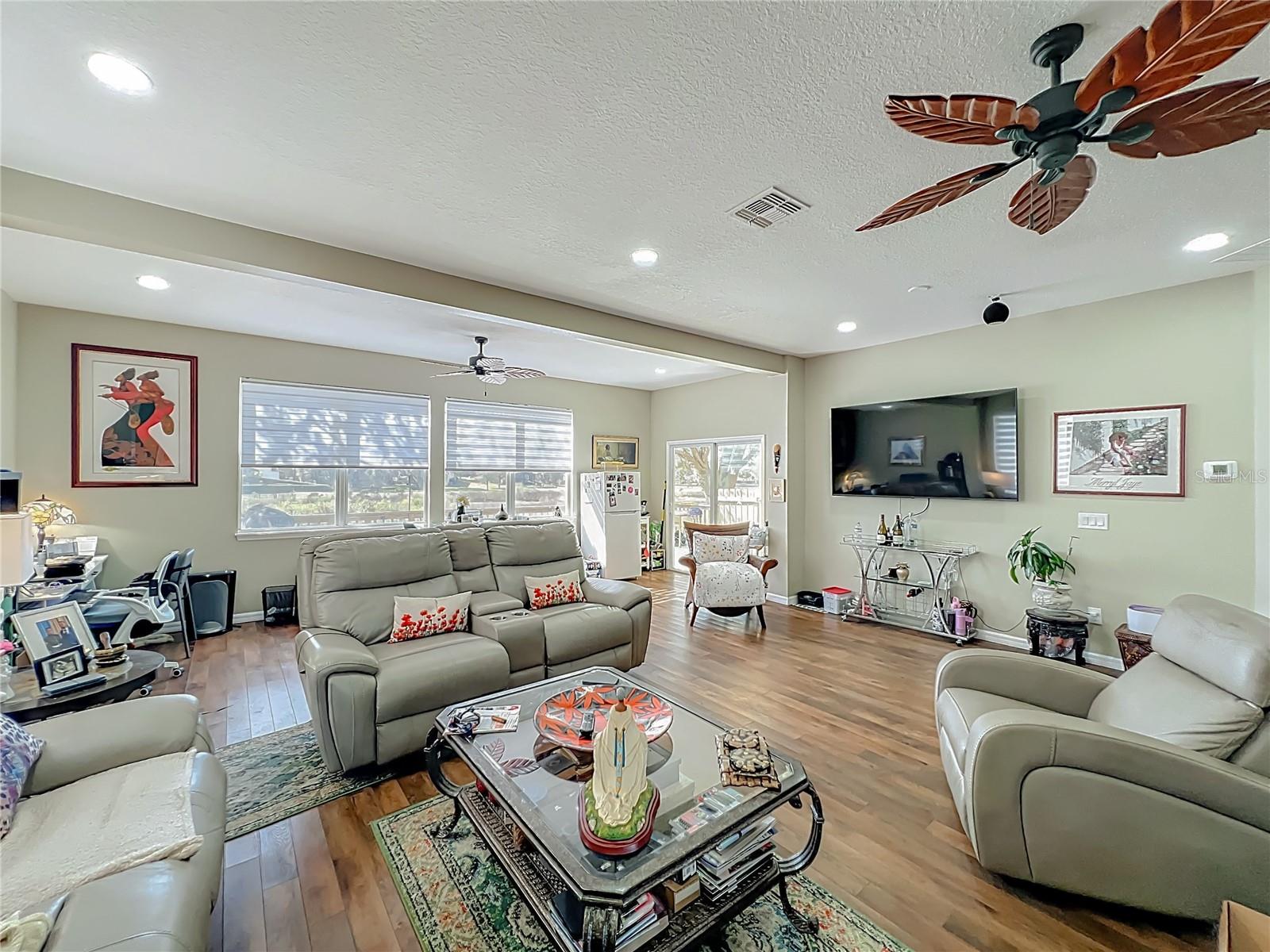 Image 18 of 49 For 2735 Grassmoor Loop