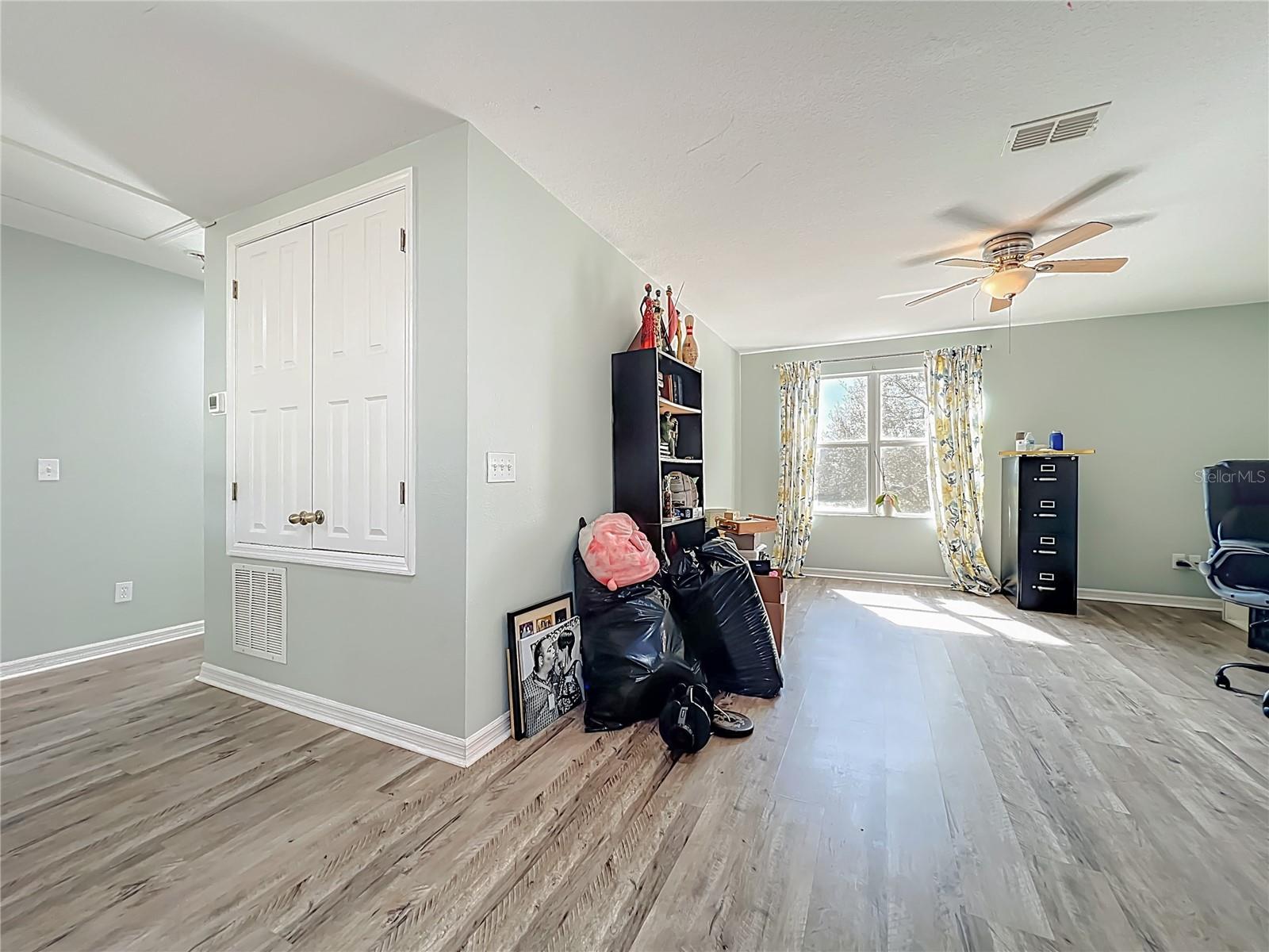 Image 26 of 49 For 2735 Grassmoor Loop