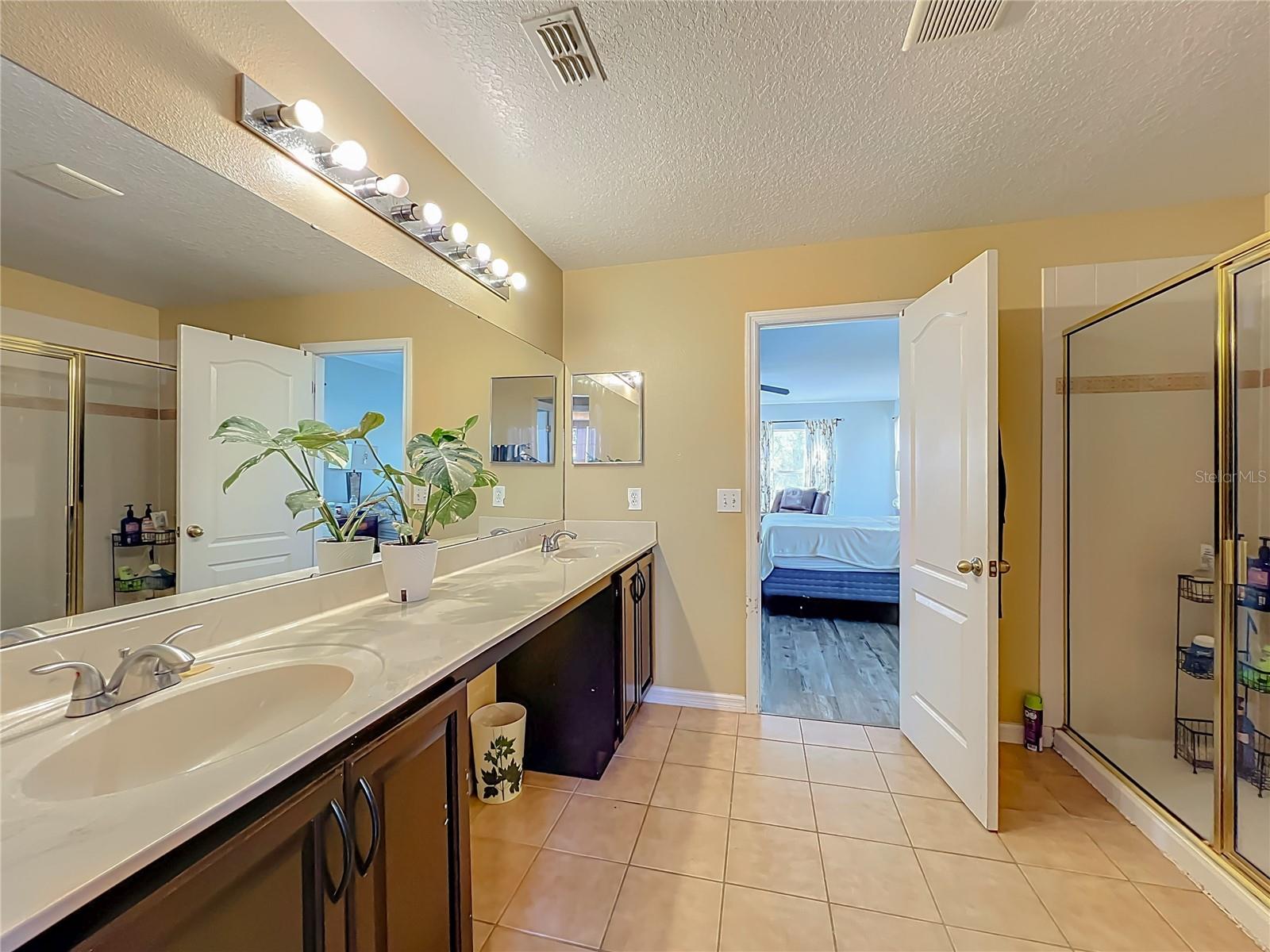 Image 31 of 49 For 2735 Grassmoor Loop