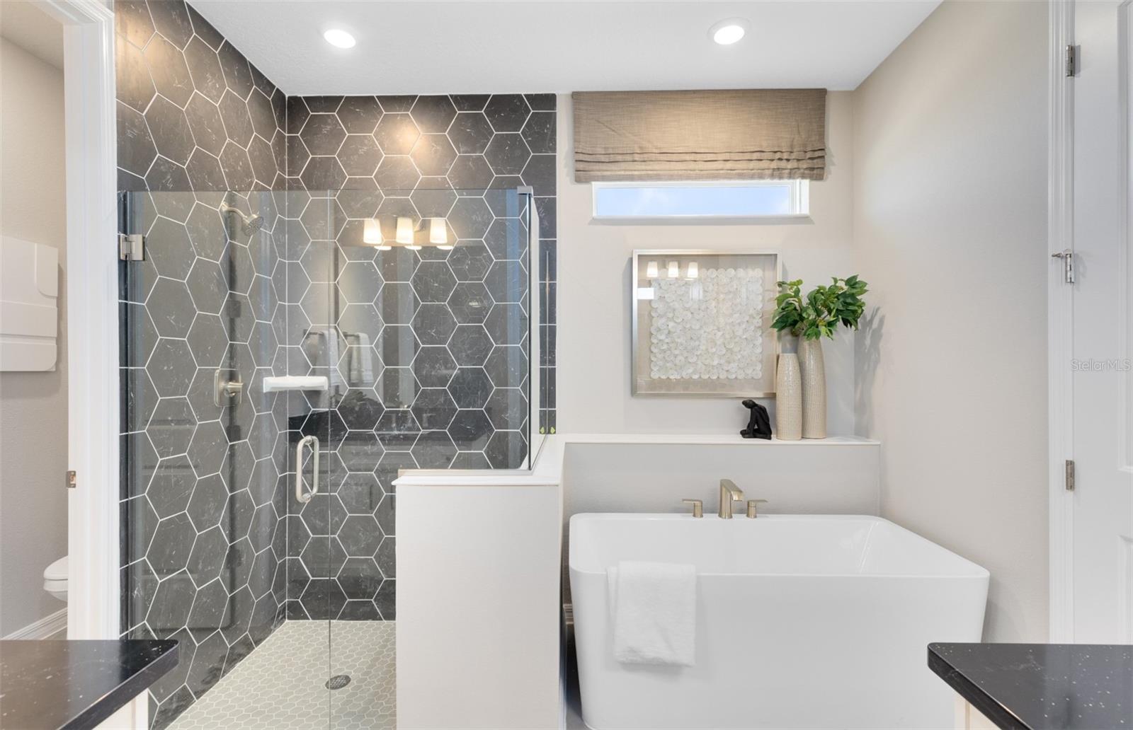 Image 29 of 37 For 5643 Flame Vine Way