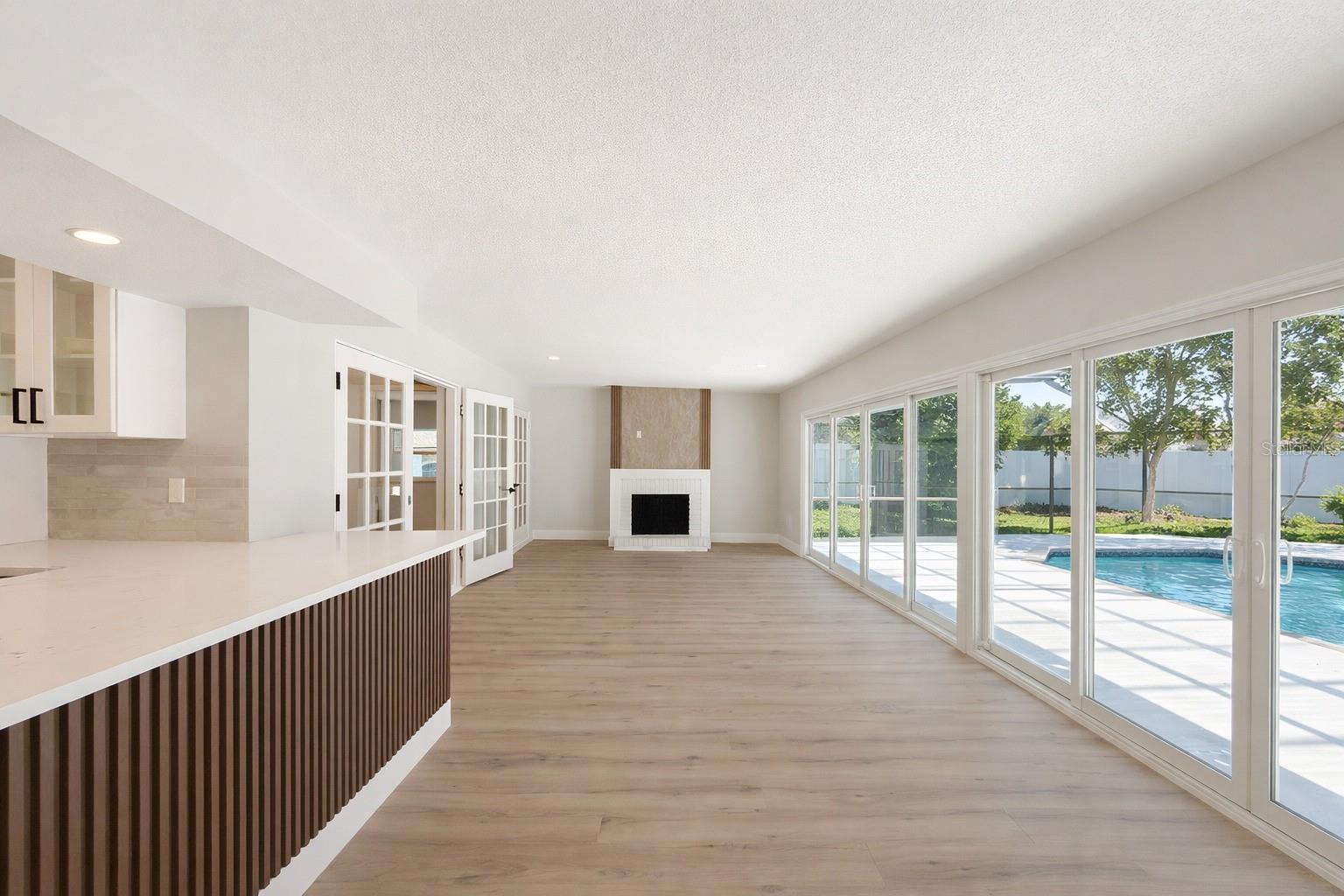 Image 16 of 29 For 858 Errol Parkway