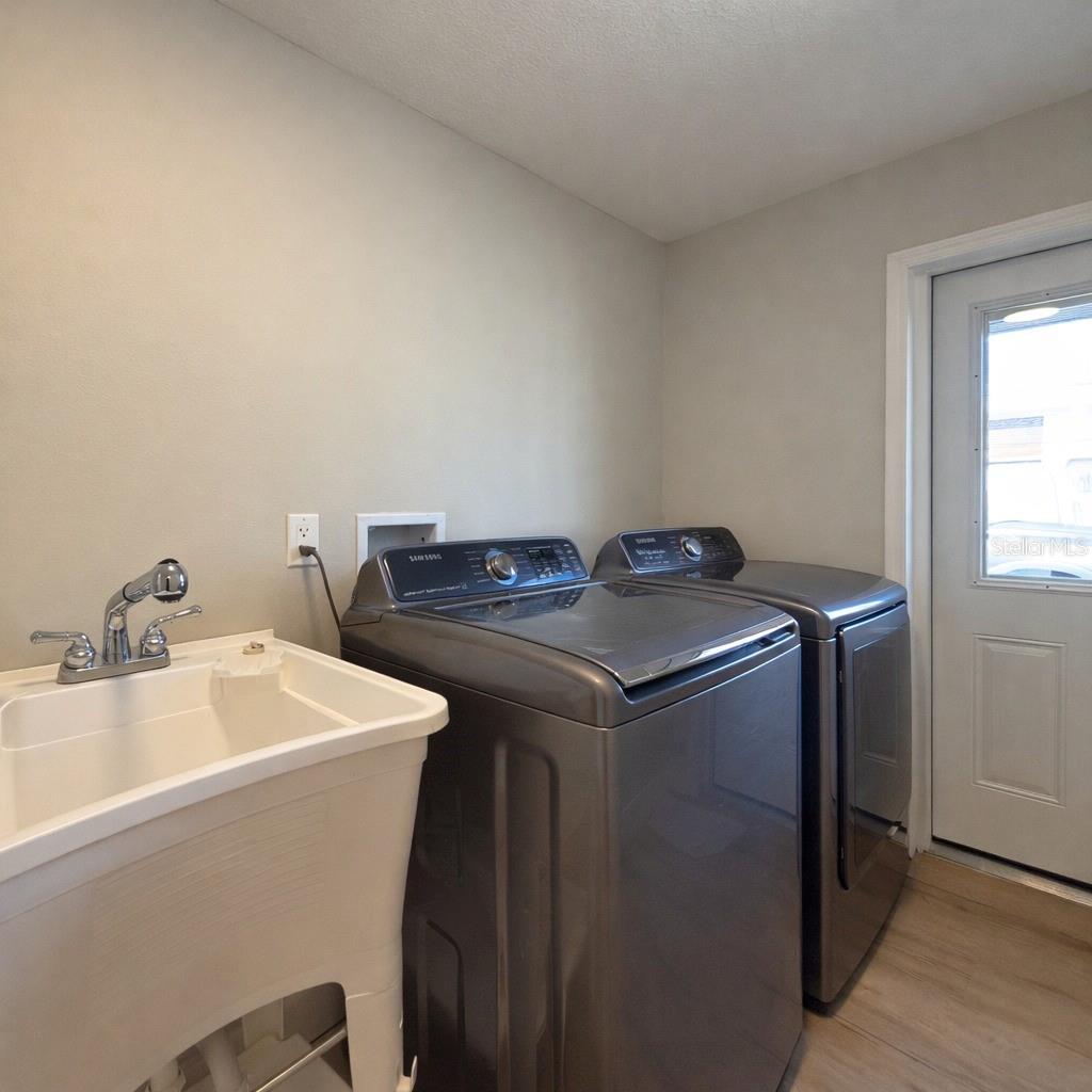 Image 29 of 29 For 858 Errol Parkway