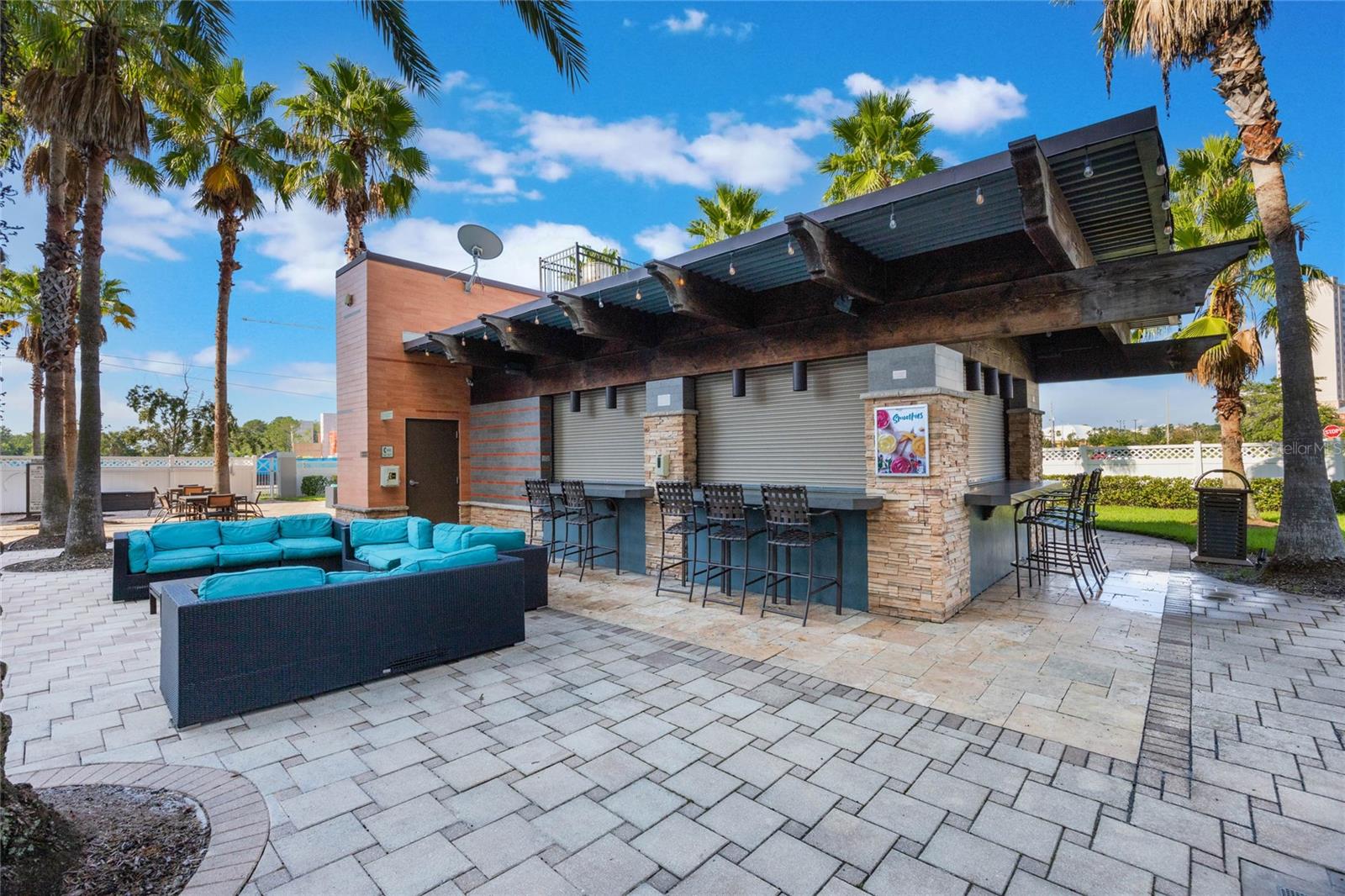 Image 36 of 43 For 7383 Universal Boulevard 710