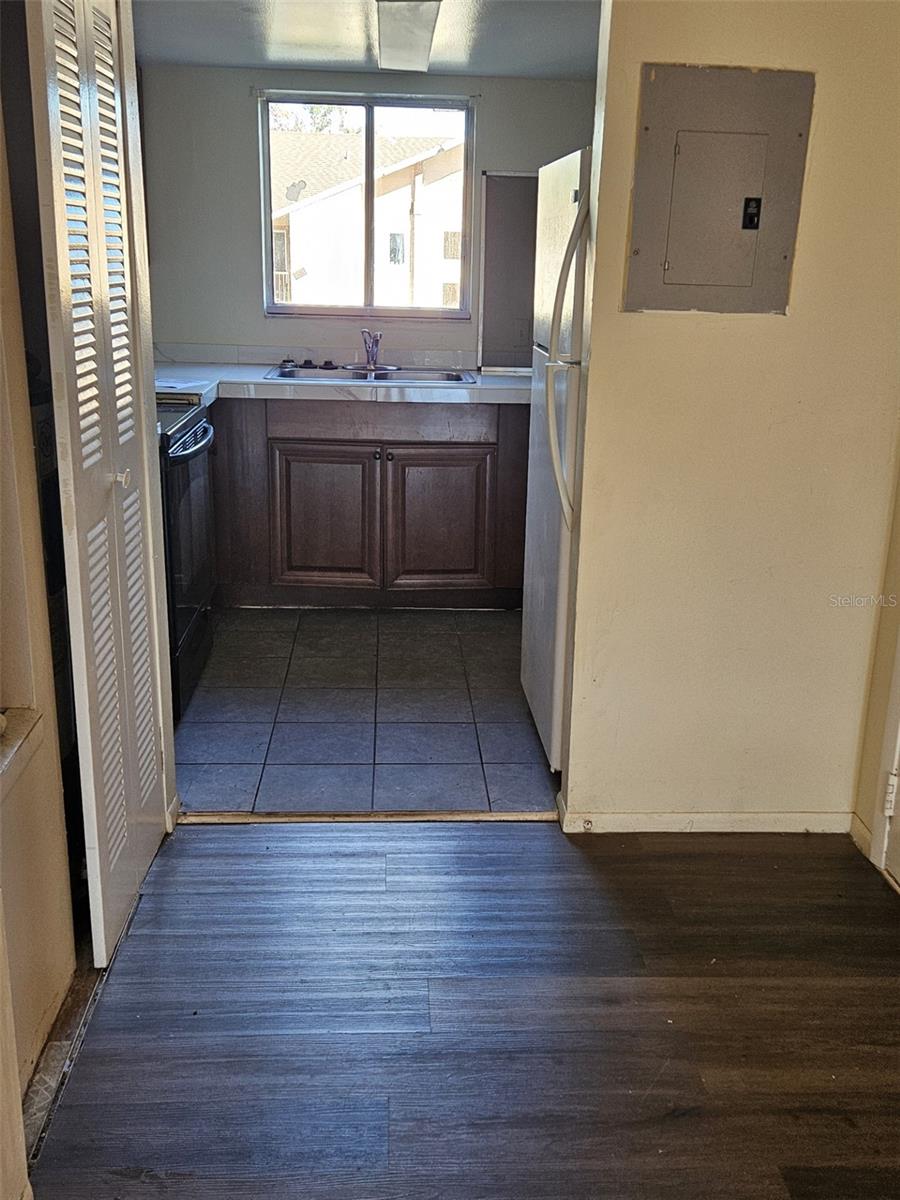 Image 6 of 15 For 2054 Bowen Drive