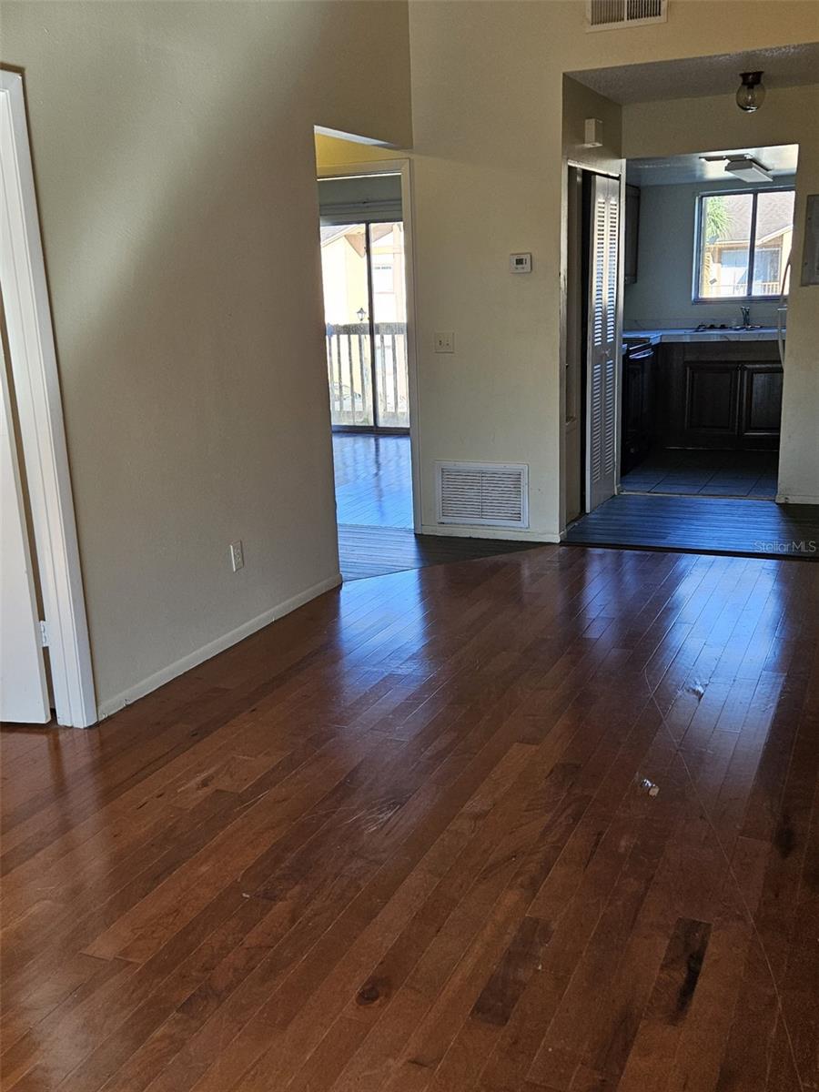 Image 7 of 15 For 2054 Bowen Drive