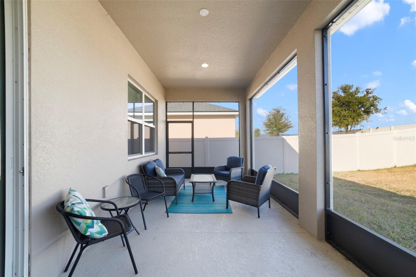 Image 23 of 31 For 758 Grand Hilltop Drive