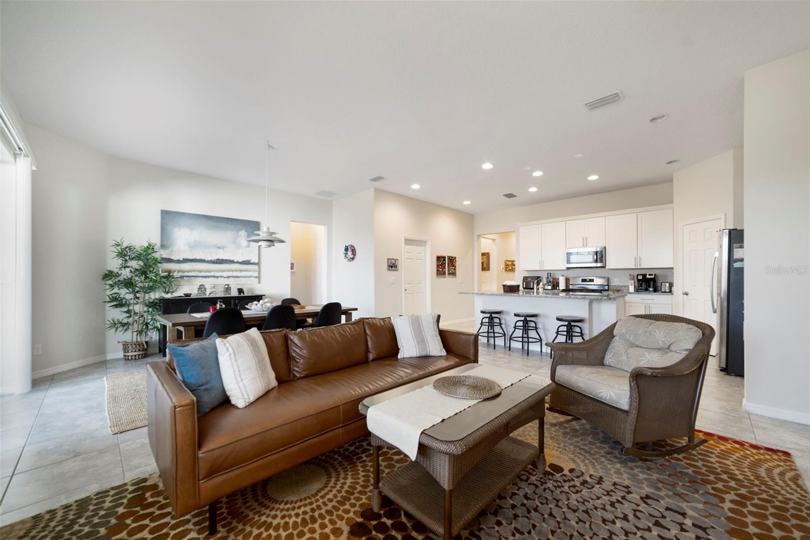 Image 3 of 31 For 758 Grand Hilltop Drive