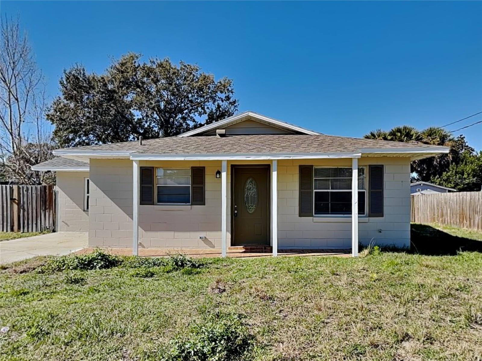 Details for 465 Oak Drive, TAVARES, FL 32778