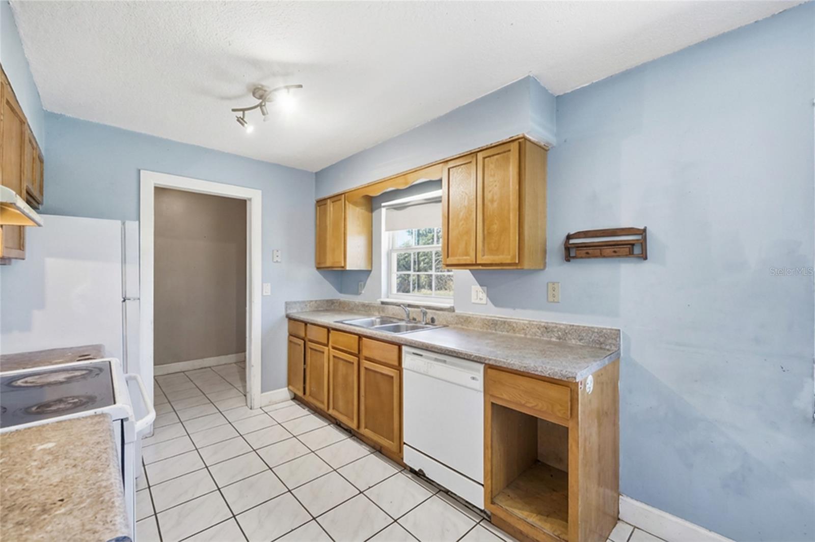 Image 10 of 47 For 1314 Robie Avenue