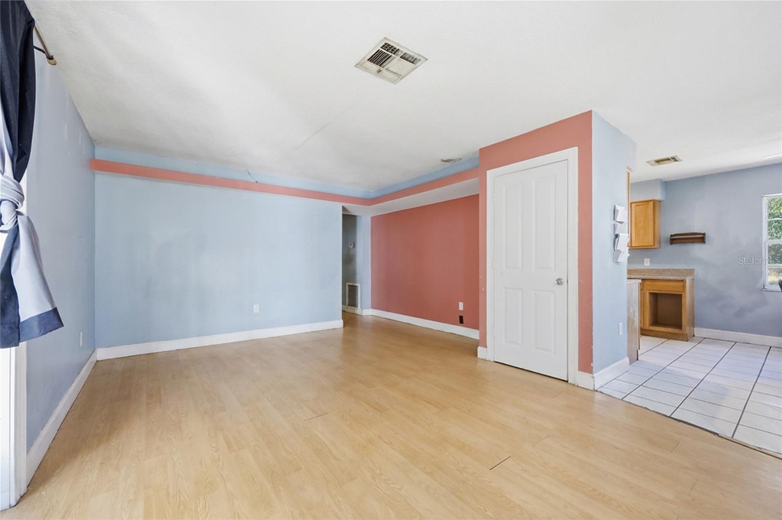 Image 11 of 47 For 1314 Robie Avenue