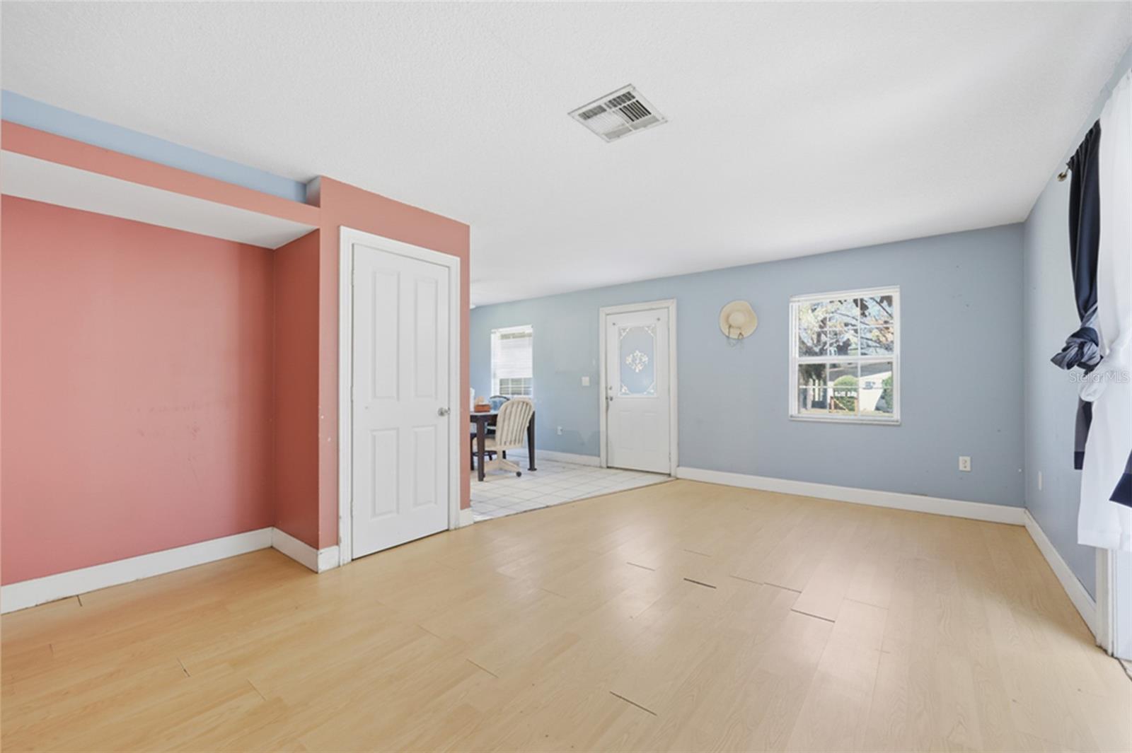 Image 12 of 47 For 1314 Robie Avenue