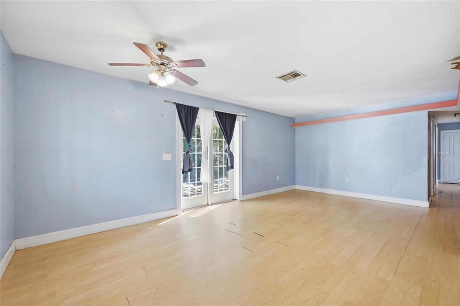 Image 16 of 47 For 1314 Robie Avenue