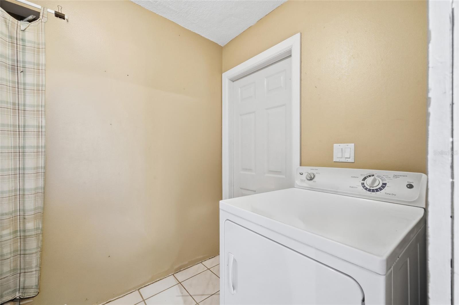 Image 20 of 47 For 1314 Robie Avenue