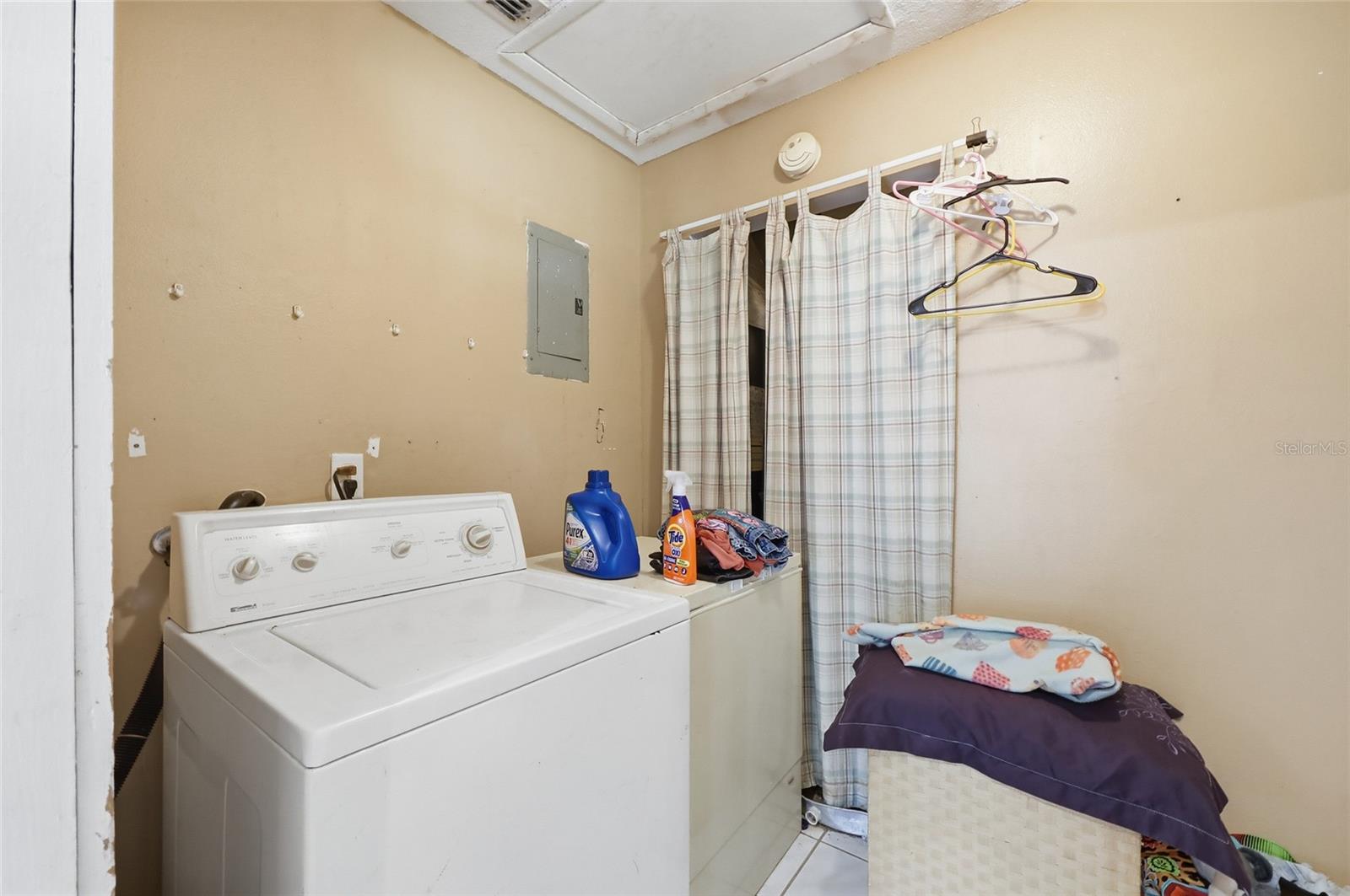 Image 22 of 47 For 1314 Robie Avenue