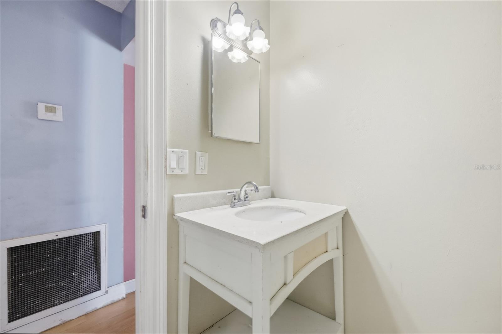 Image 29 of 47 For 1314 Robie Avenue