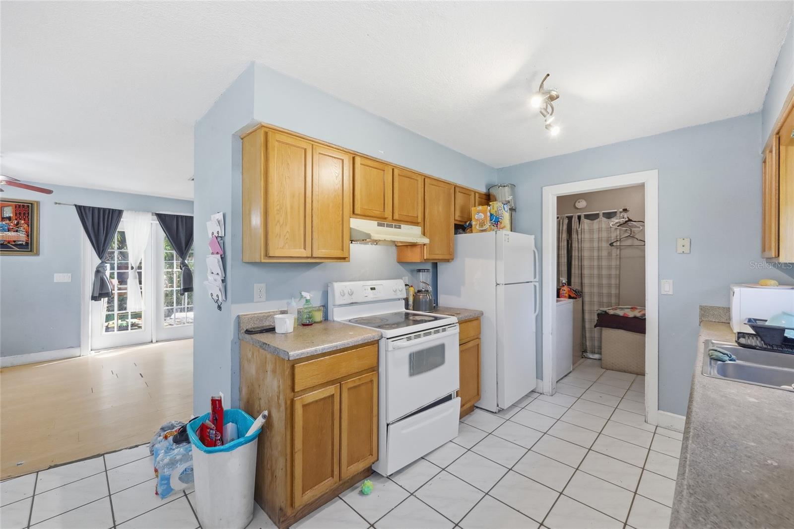 Image 6 of 47 For 1314 Robie Avenue