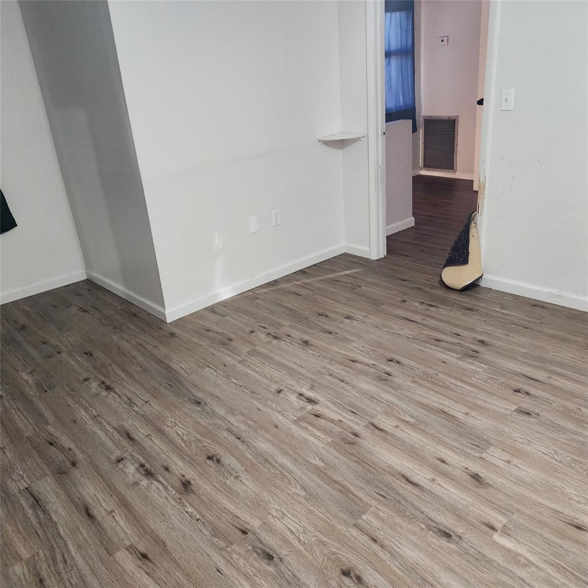 Image 16 of 20 For 305 11 Th Avenue