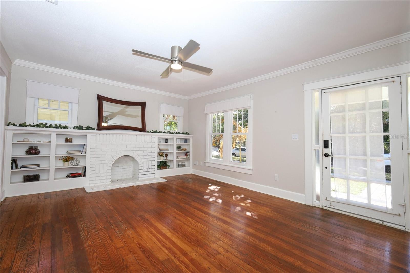 Image 4 of 22 For 1001 Jefferson Street