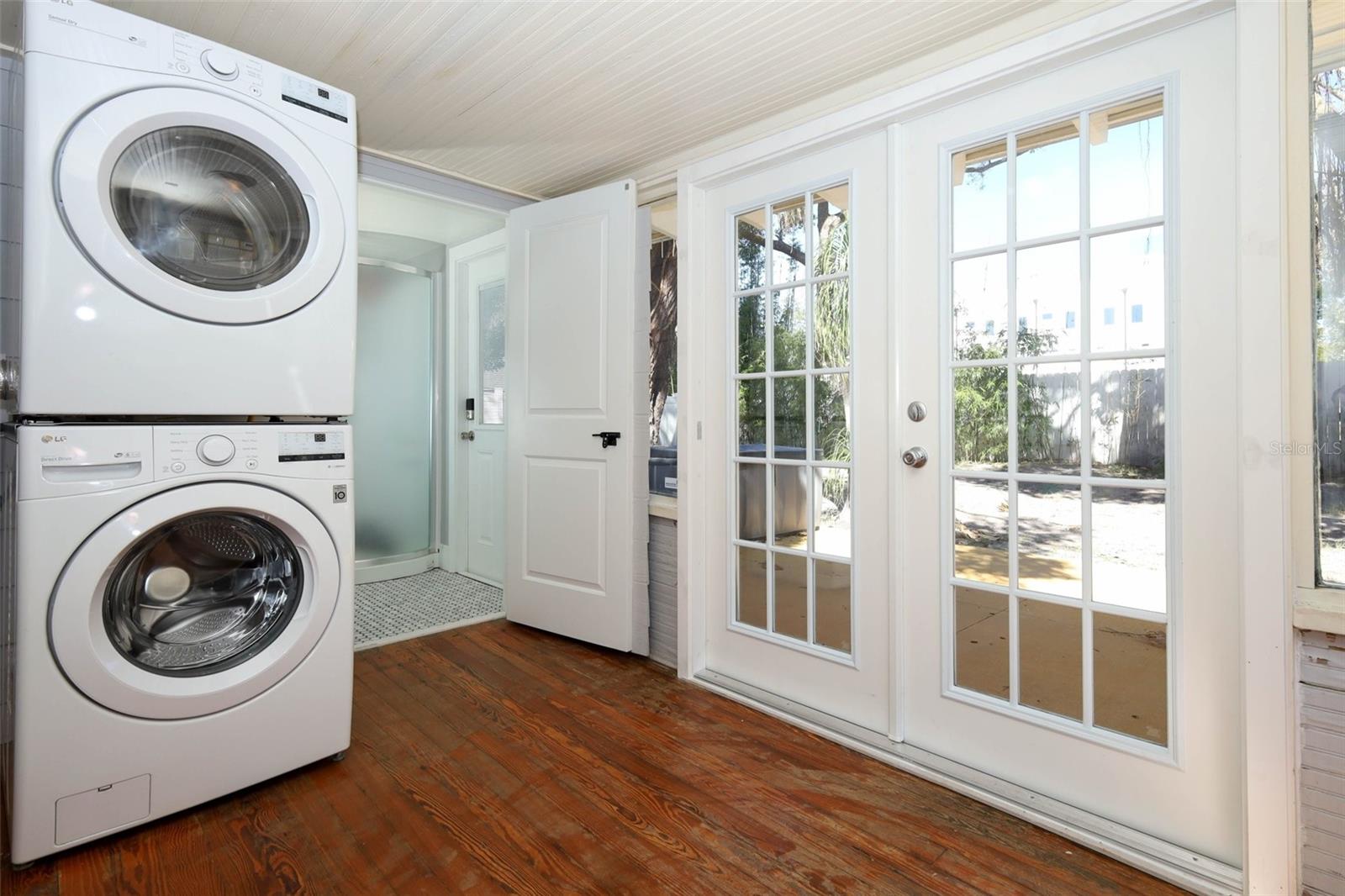 Image 9 of 22 For 1001 Jefferson Street