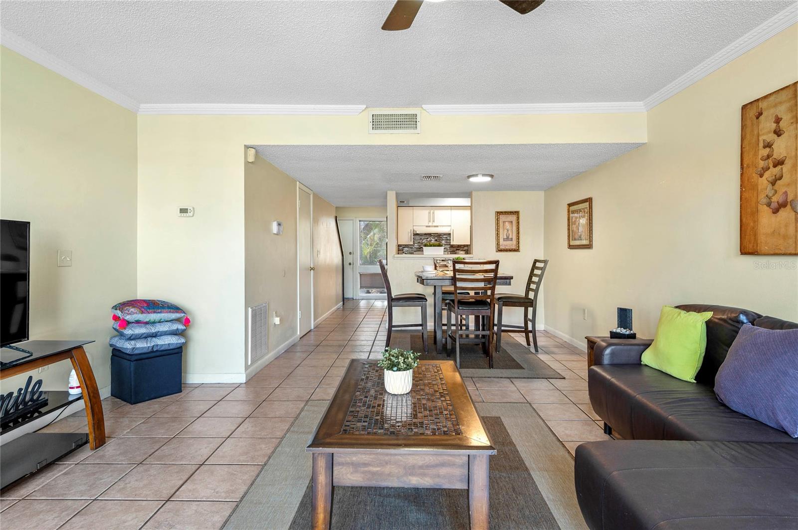 Image 6 of 23 For 5777 Peregrine Ave  30-d04