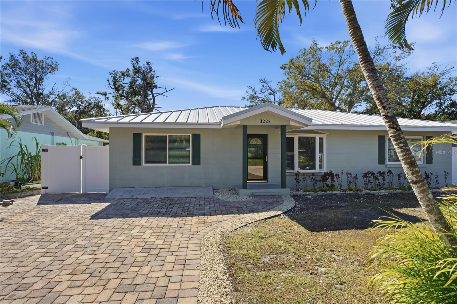 Details for 3223 1st Avenue W, BRADENTON, FL 34205