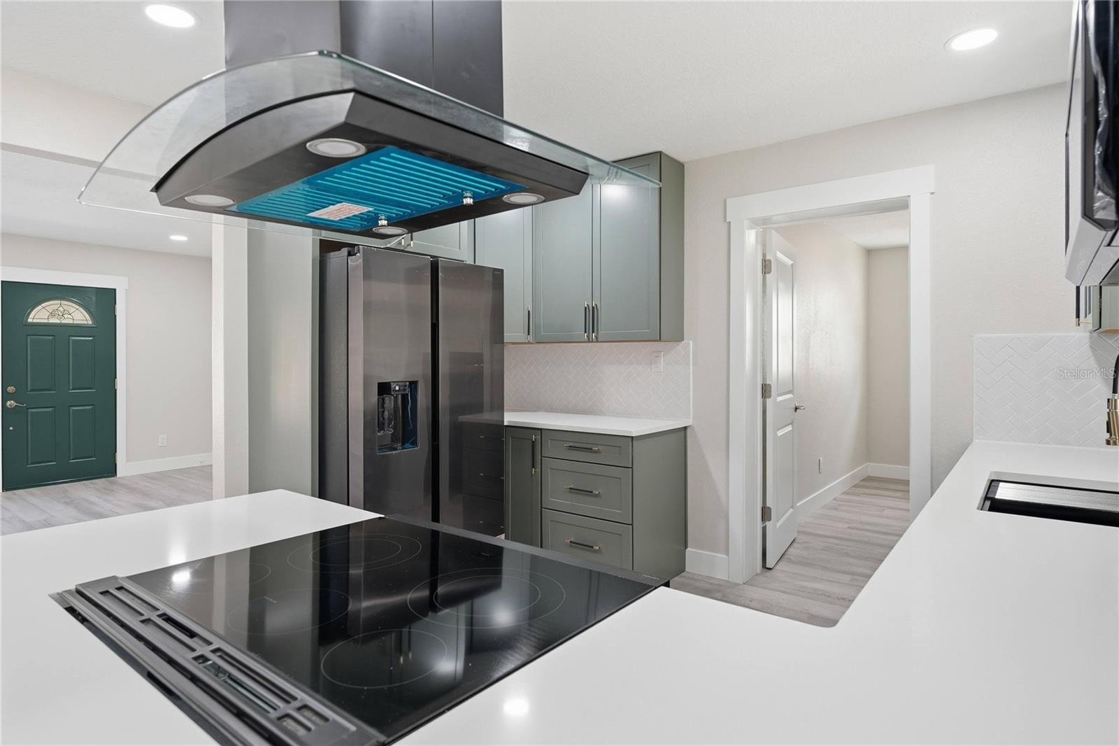 Image 15 of 47 For 3223 1st Avenue W