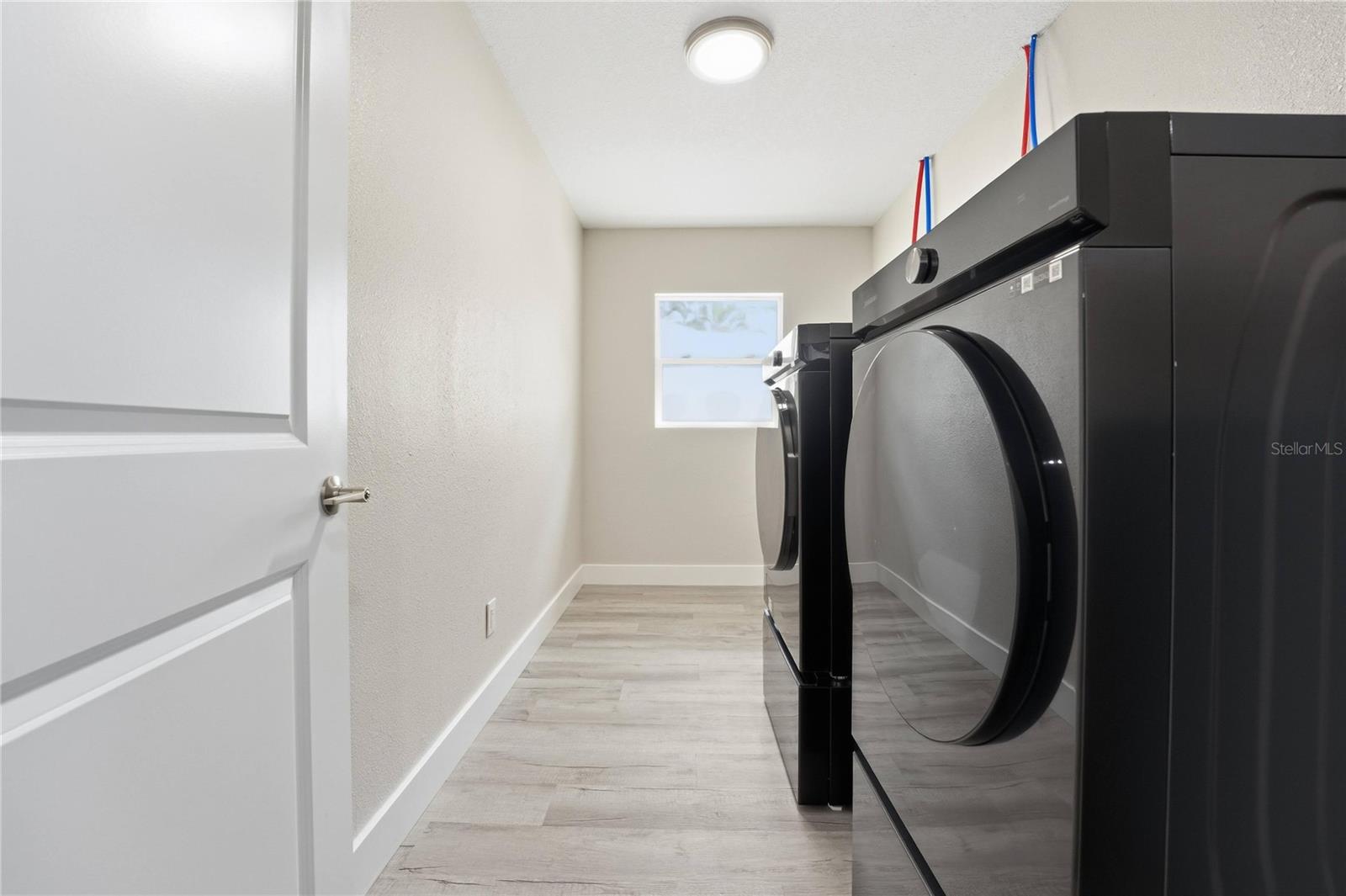 Image 21 of 47 For 3223 1st Avenue W