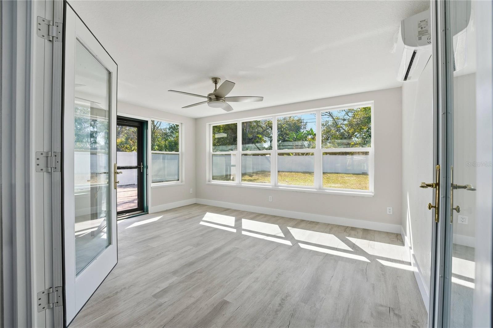 Image 23 of 47 For 3223 1st Avenue W