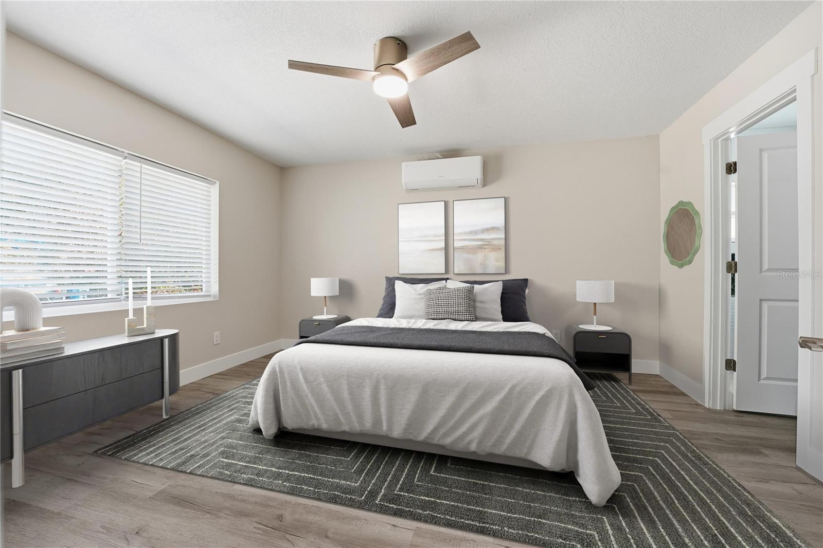 Image 27 of 47 For 3223 1st Avenue W