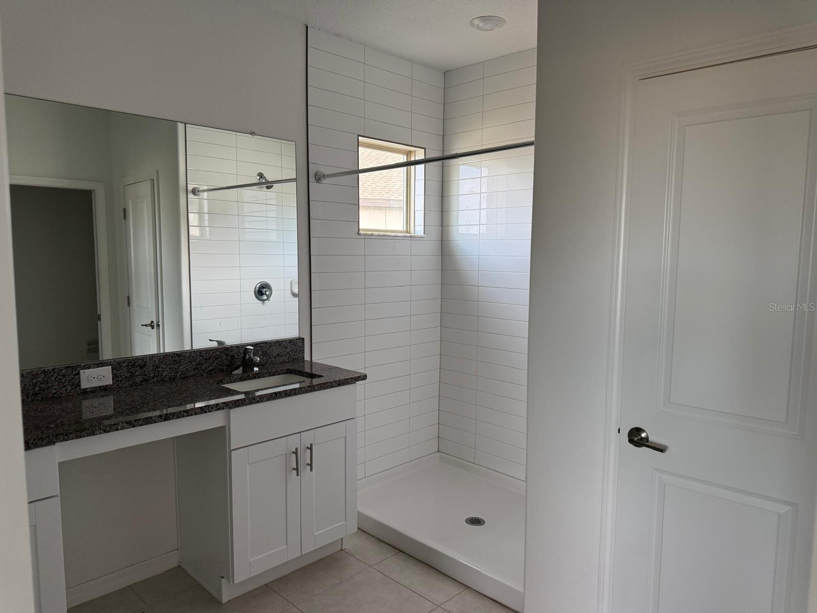 Image 8 of 14 For 31865 Blue Passing Loop