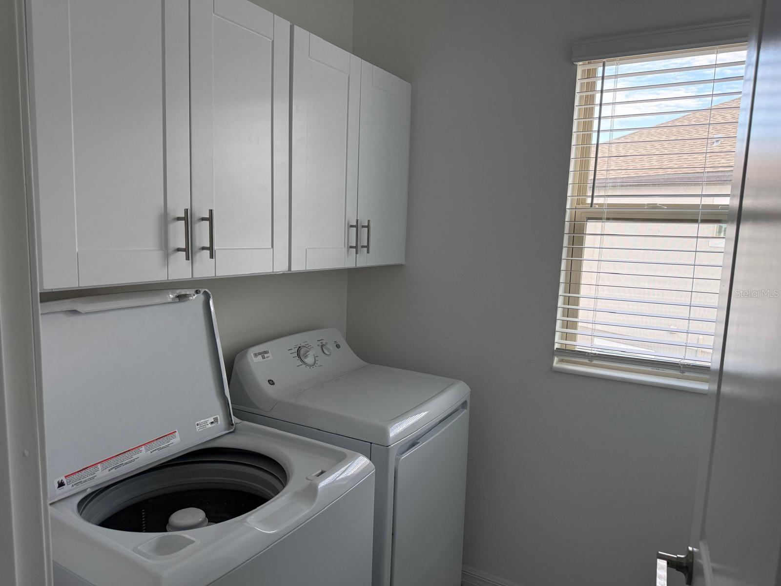 Image 9 of 14 For 31865 Blue Passing Loop