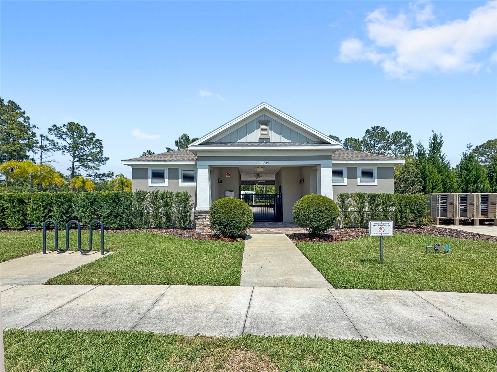 Listing photo id 20 for 15444 Lebeau Loop