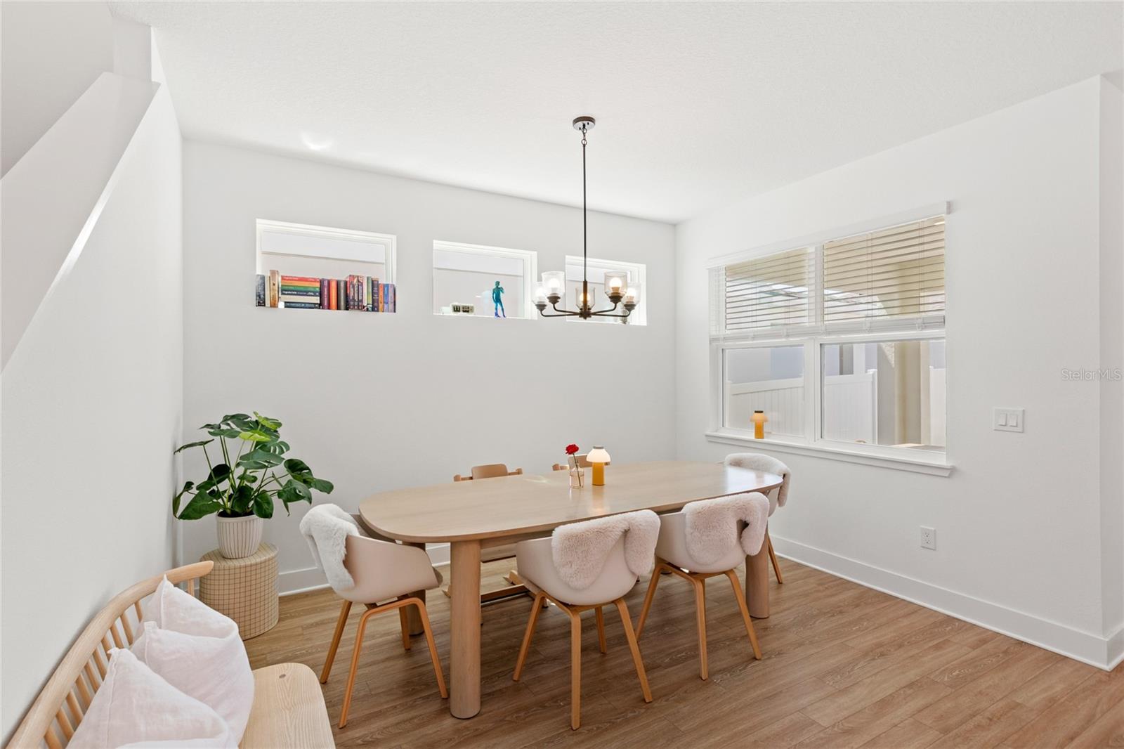 Listing photo id 1 for 15444 Lebeau Loop