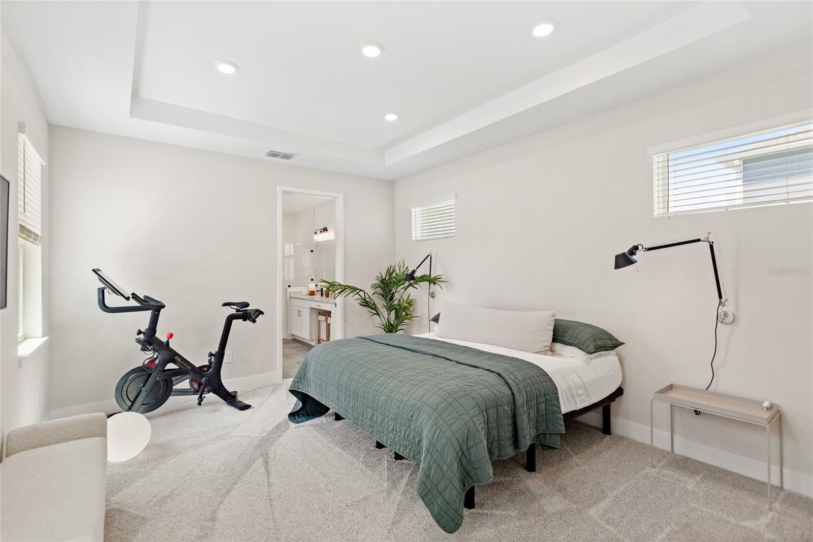 Listing photo id 6 for 15444 Lebeau Loop